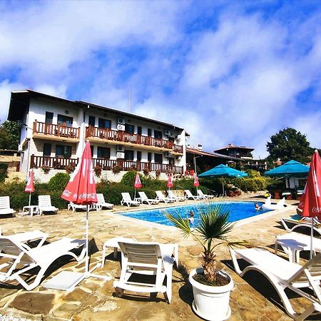Hotel Family Complex Krisbo Donkovtsi Exterior foto