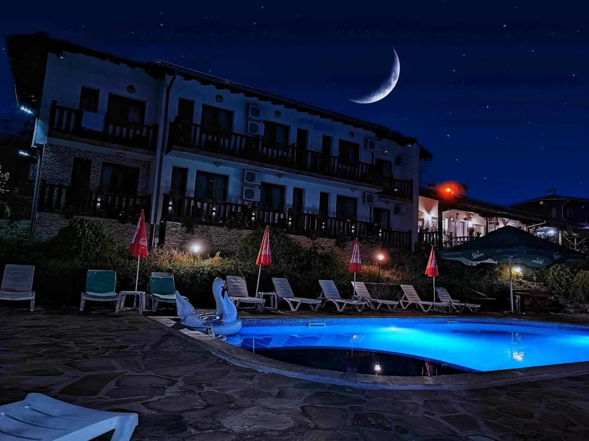 Hotel Family Complex Krisbo Donkovtsi Exterior foto